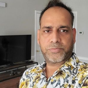 Meet your Posher, Afsar